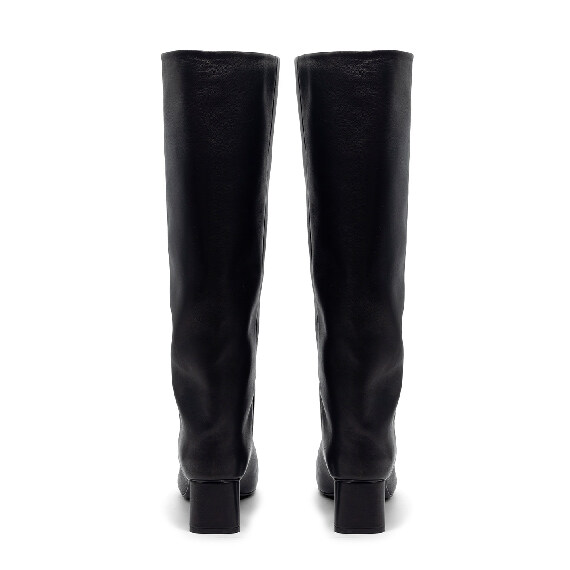 H12 Drop – Minimal black boot in leather  