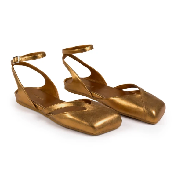 G34_Square closed_Slingback in nappa laminata oro